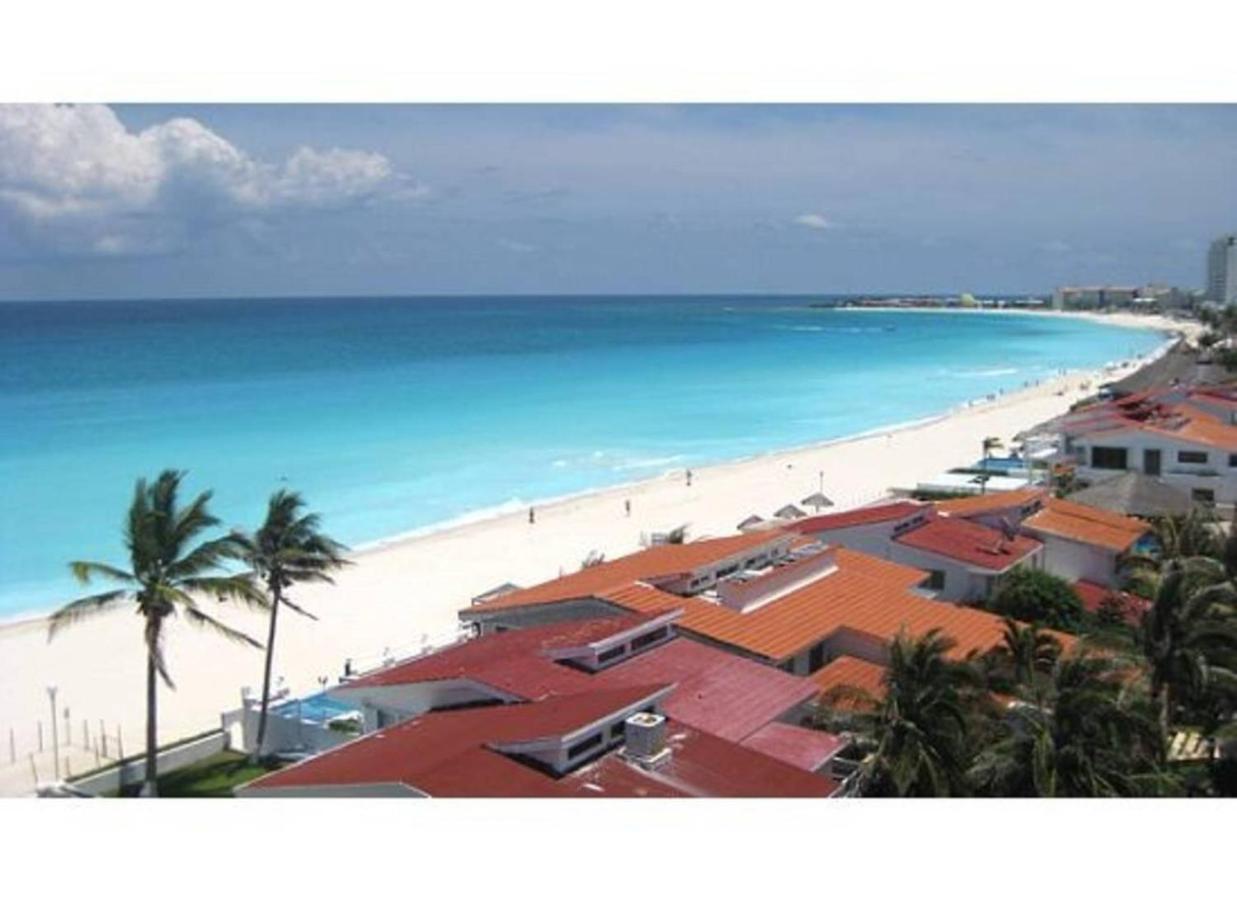 Solymar Beach Condos Cancún Eksteriør billede