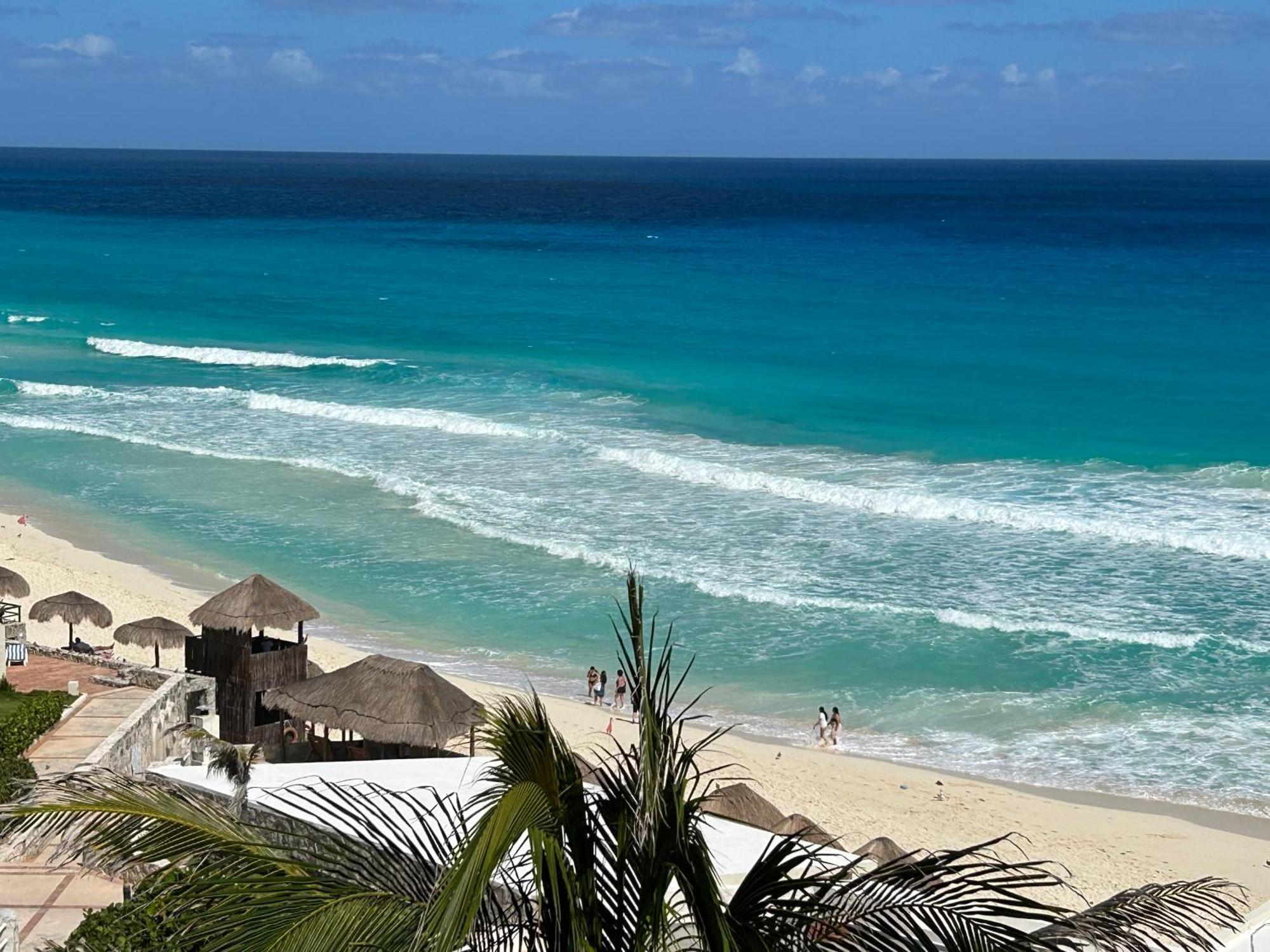 Solymar Beach Condos Cancún Eksteriør billede