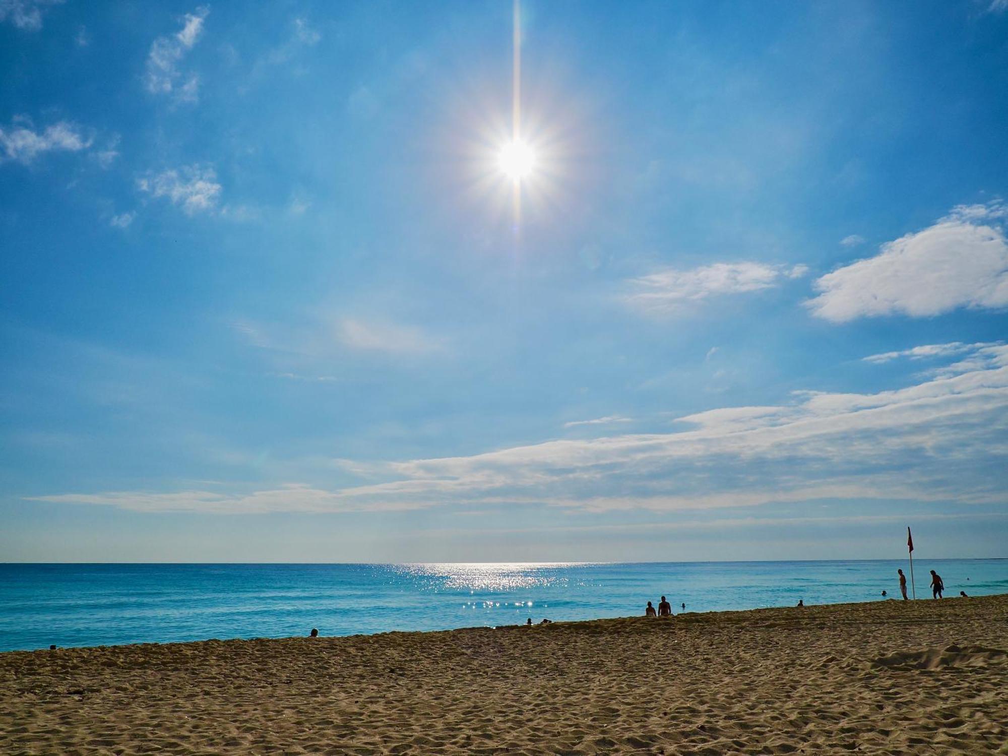 Solymar Beach Condos Cancún Eksteriør billede